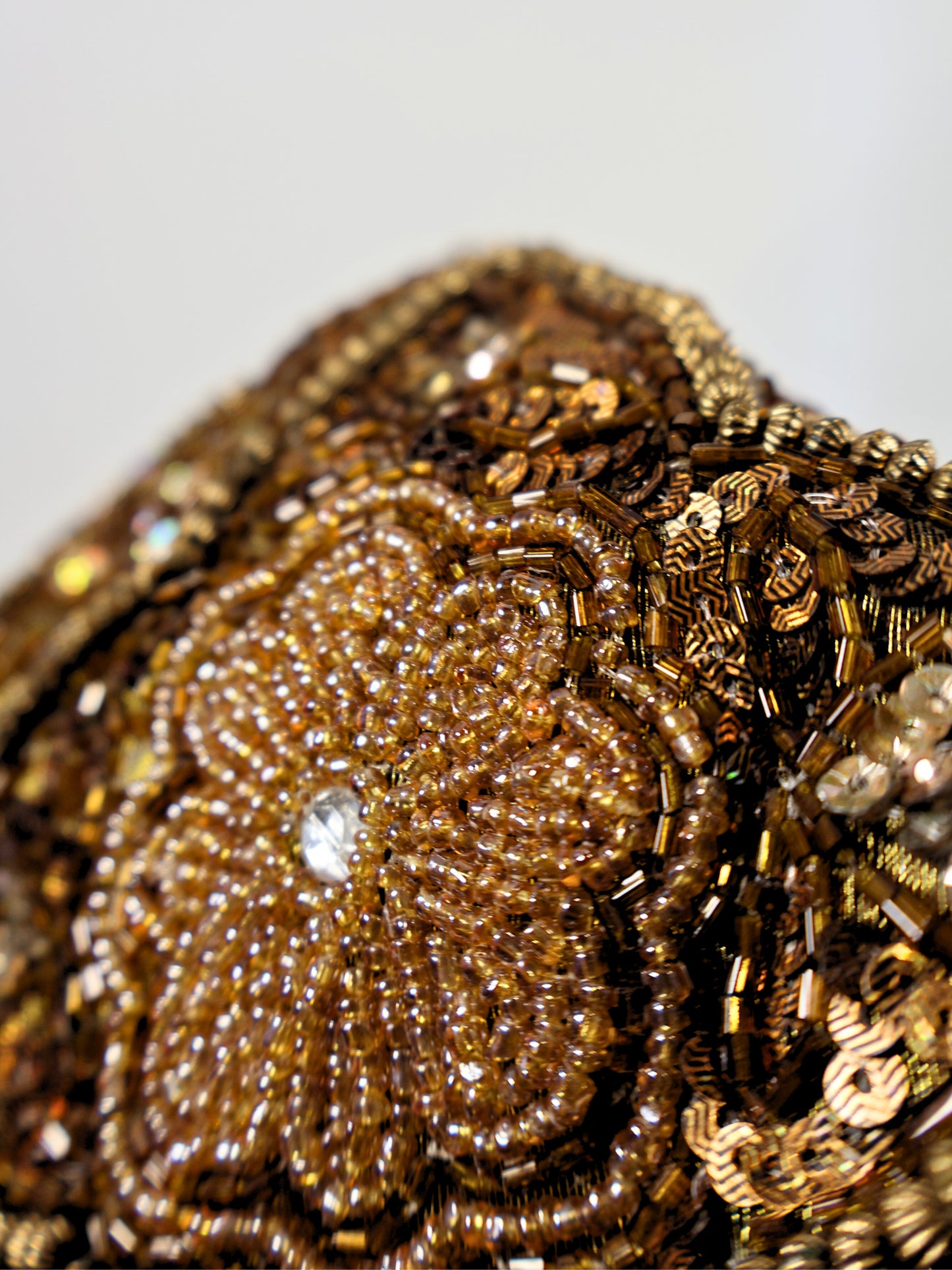 Zühre – Handmade Evening Bag with Gold Embroidery