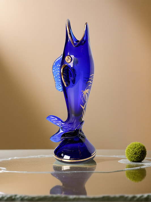 The Elegance of the Golden Fish – Handmade Glass Vase