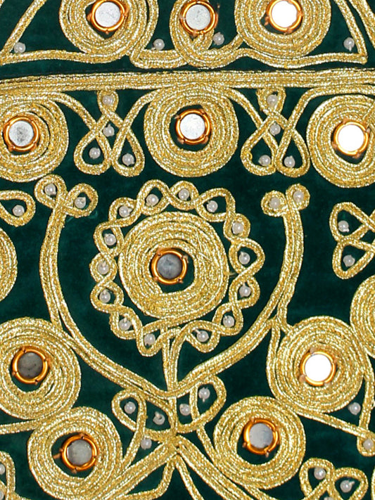 Zümrüt Göz – Yeşil Kadife Üzeri Altın Işıltılı Antika Formlu El Çantası