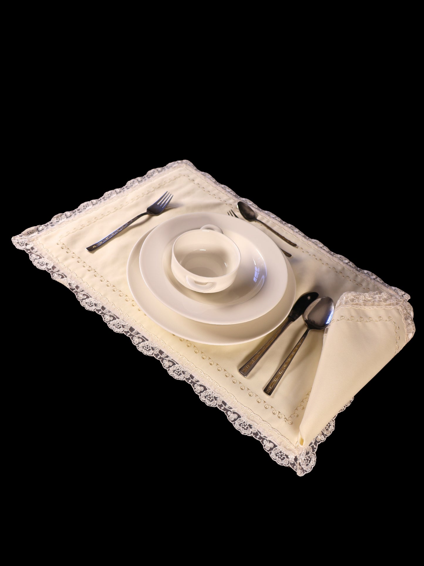 The Sparkle of Tables – Ecru Atlas Satin Placemat Set