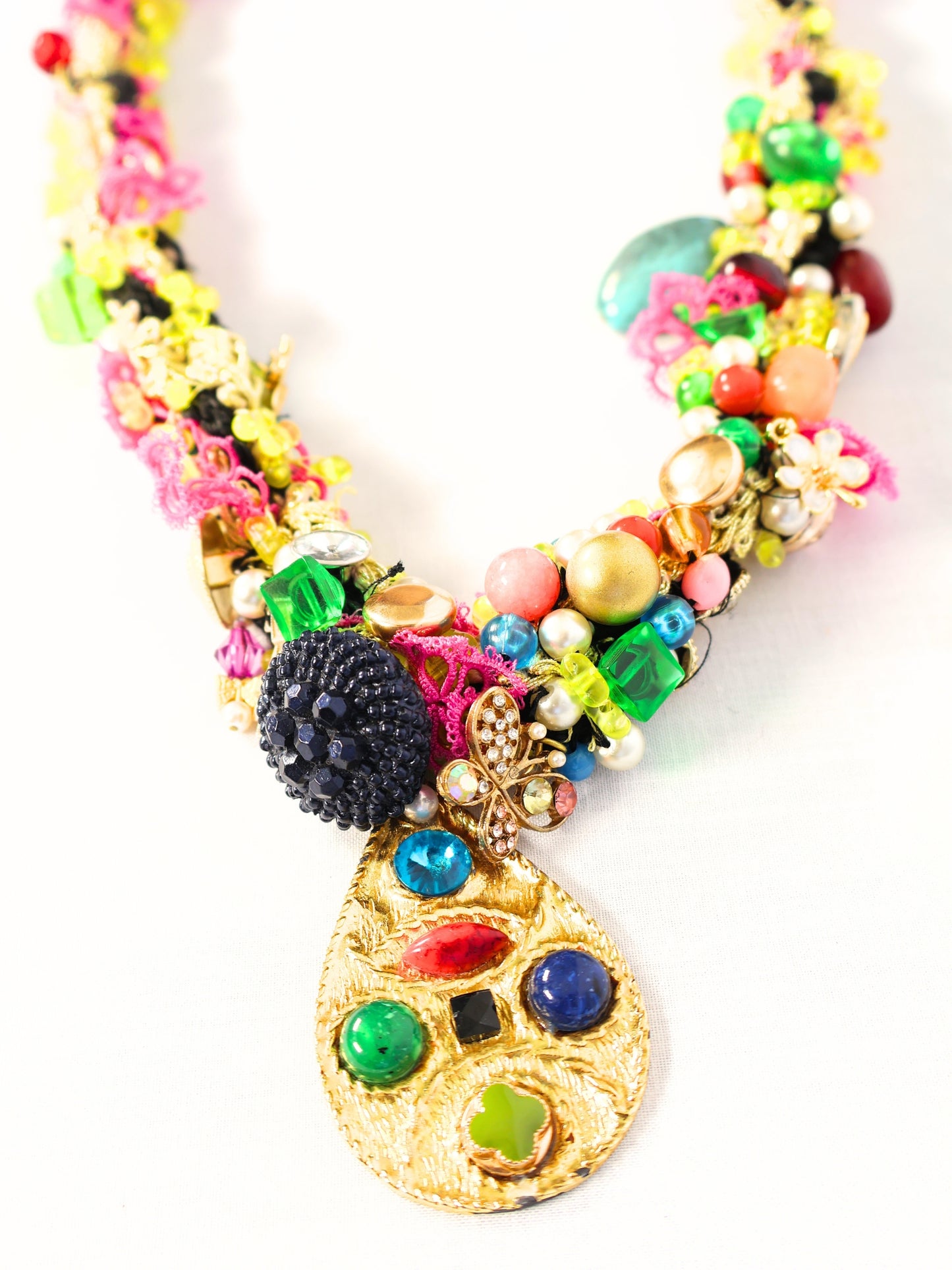 Şule – Colorful Bead Flow and Yellow Dot Necklace