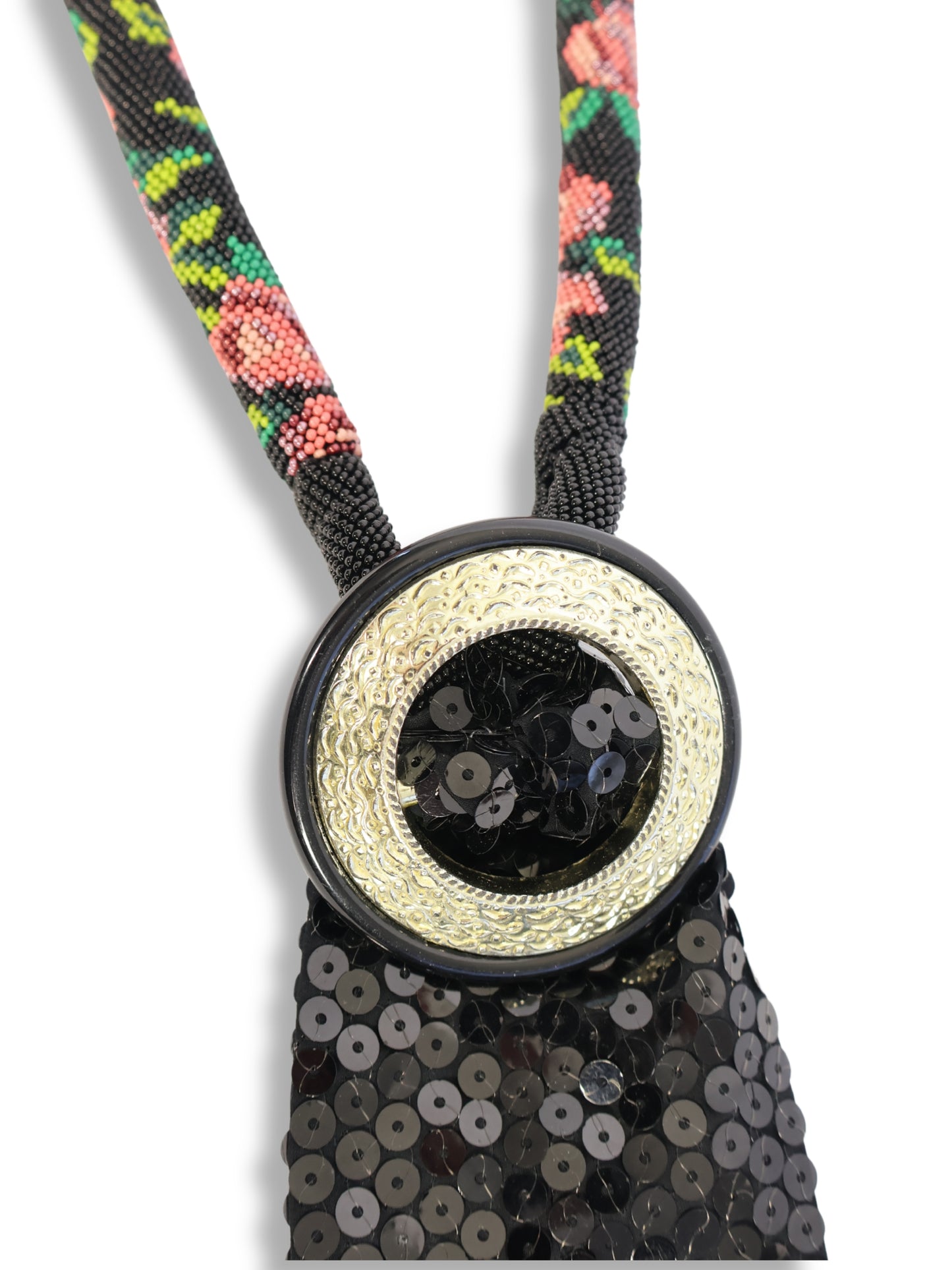 Beste – Tie Cut Black Icon Necklace