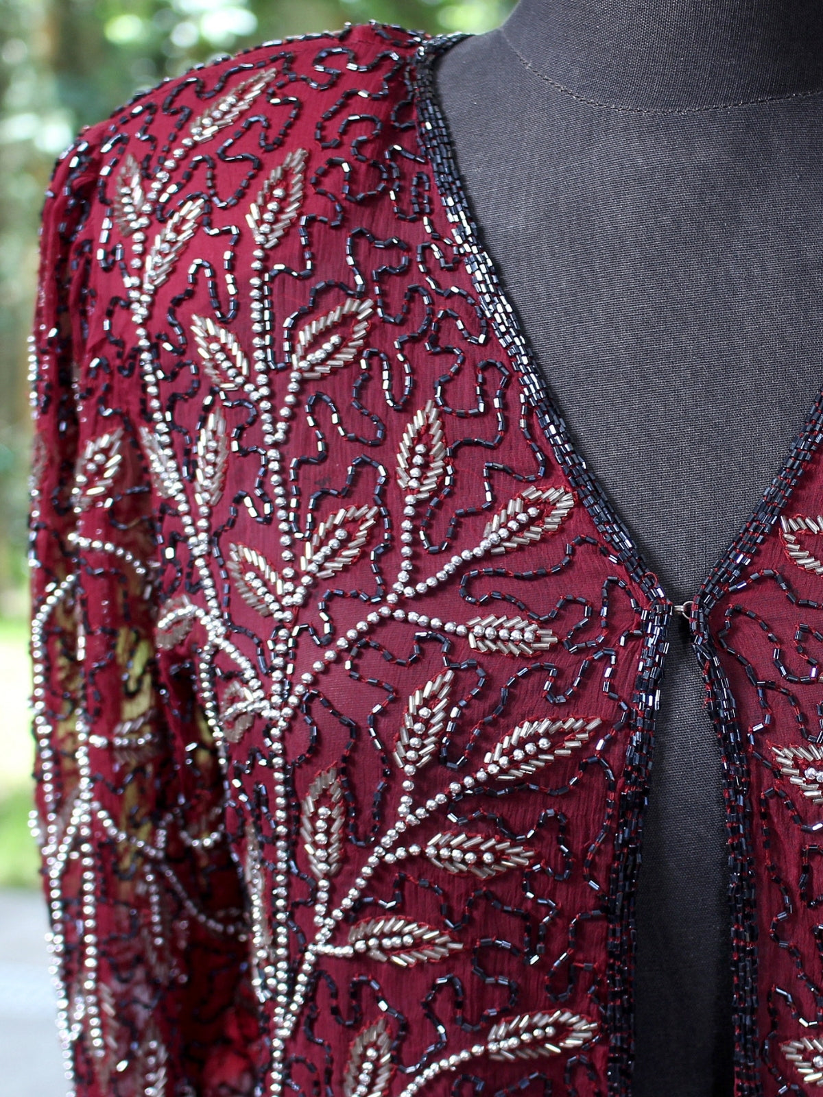 Vera – Boncuk İşlemeli Bordo Vintage Ceket
