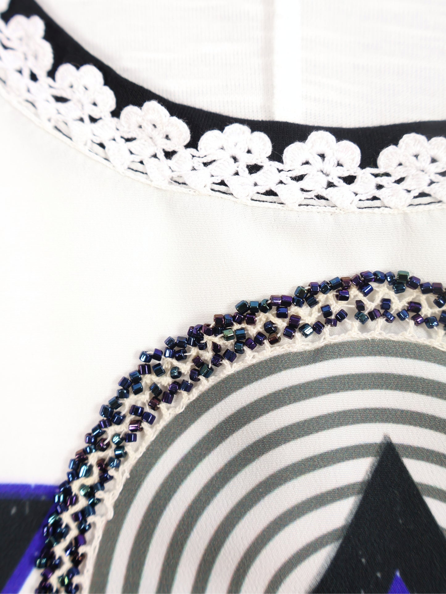 Asya – Beaded Lace Detailed Patterned Blouse