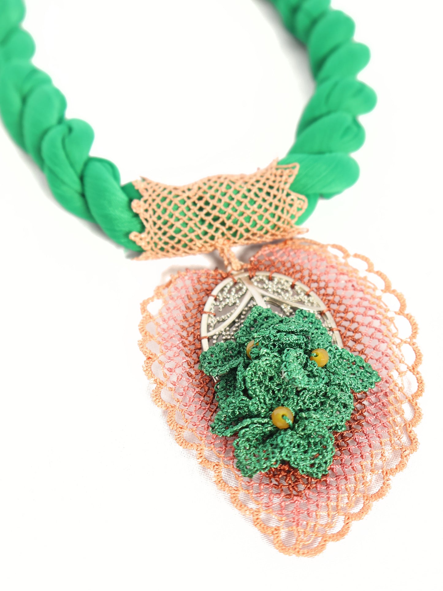 River – Twisted Touch and Earth Motif Necklace
