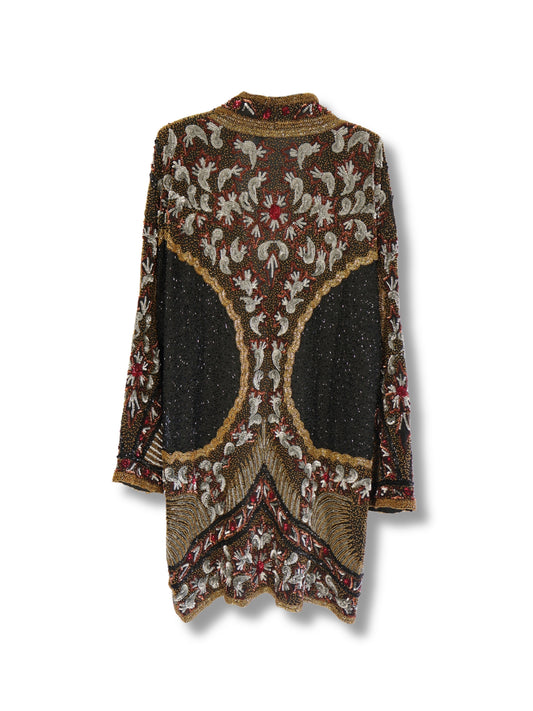İhtişam – Siyah Üzeri Altın ve Kırmızı İşlemeli Uzun Ceket