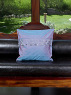 Gök Tınısı – İki Renk Geçişli Püsküllü Tafta Kırlent Kılıfı