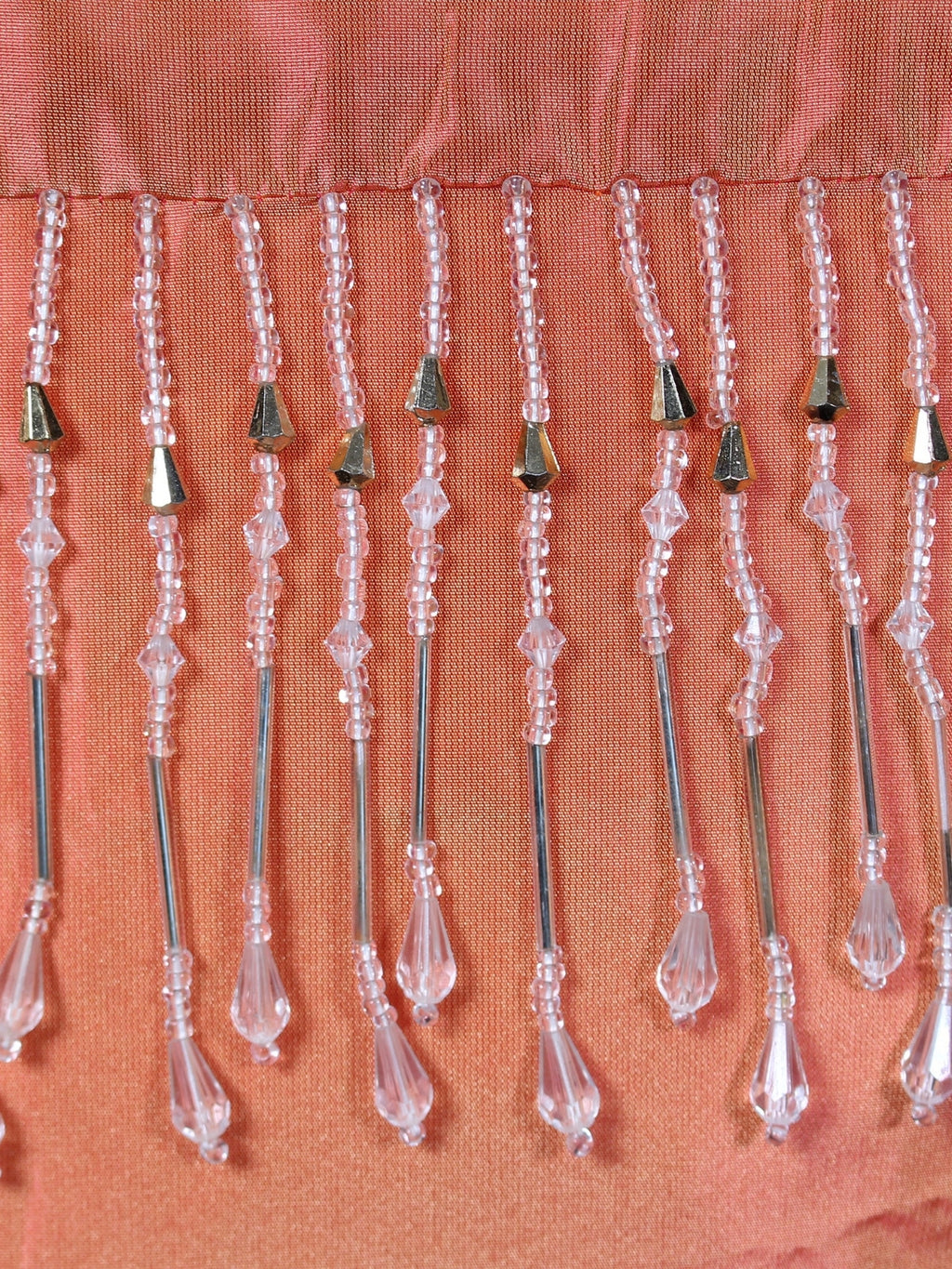 Turuncu Vurgu – Taş Detaylı İpek Tafta Kırlent Kılıfı