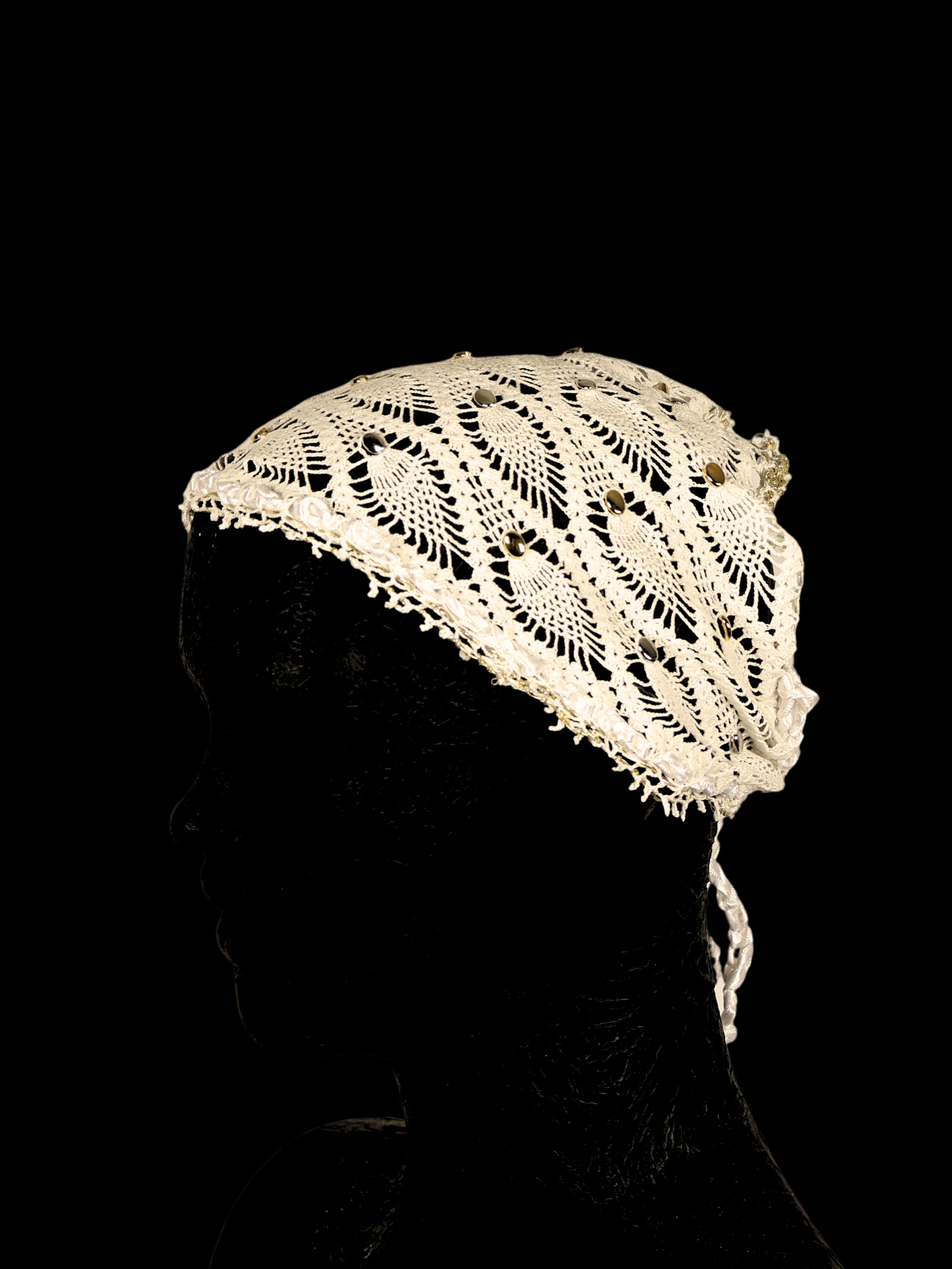 Altın Işıltı – Vintage Baklava Dilimi Dantel Baş / Omuz / Yaka Aksesuarı