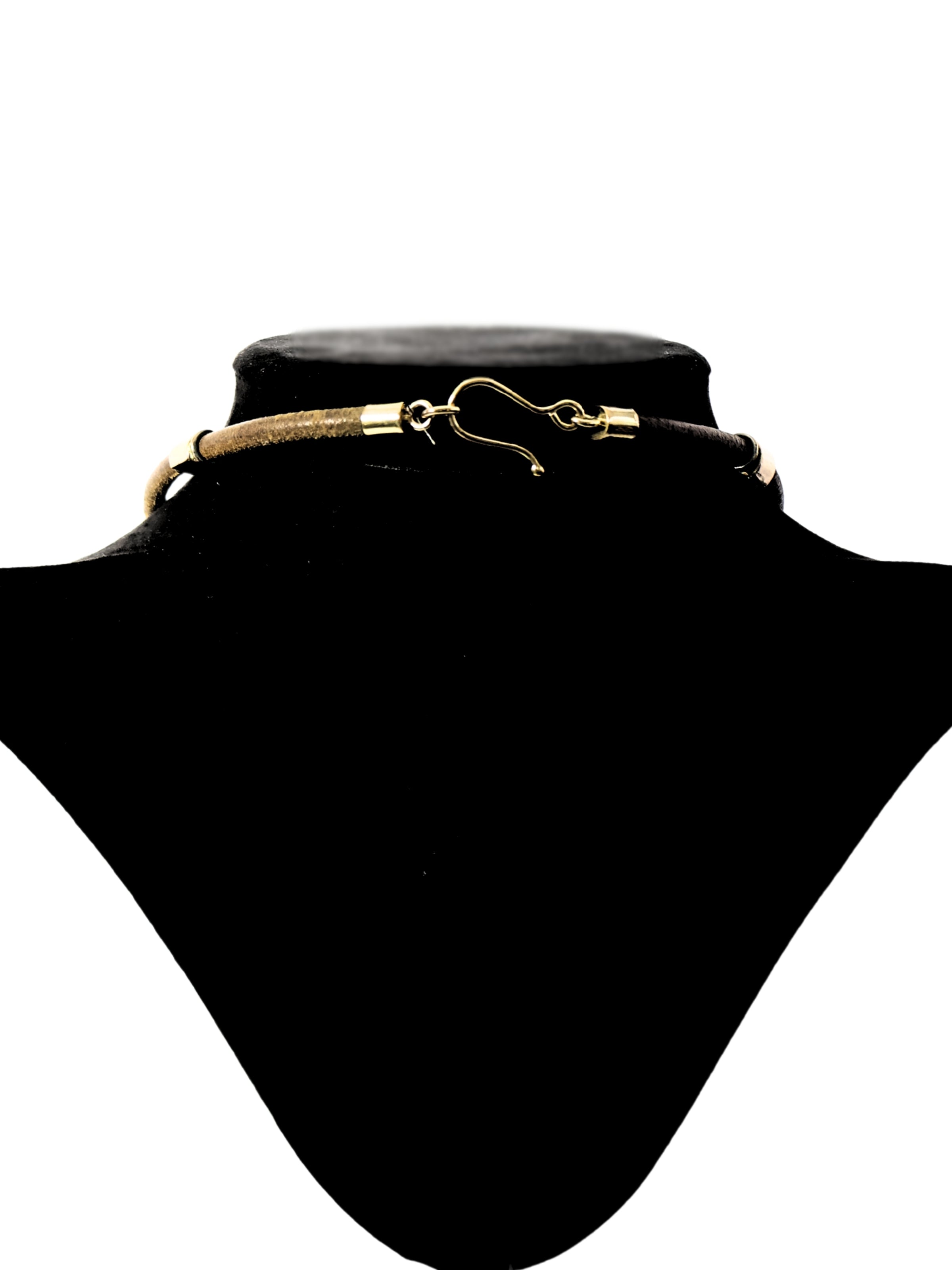 Altın Çiçek – Deri ve Pirinç Kolye