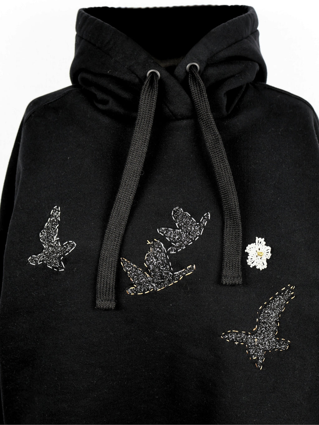 Simli Gece – Gümüş Detaylı Kapüşonlu Oversize Sweatshirt