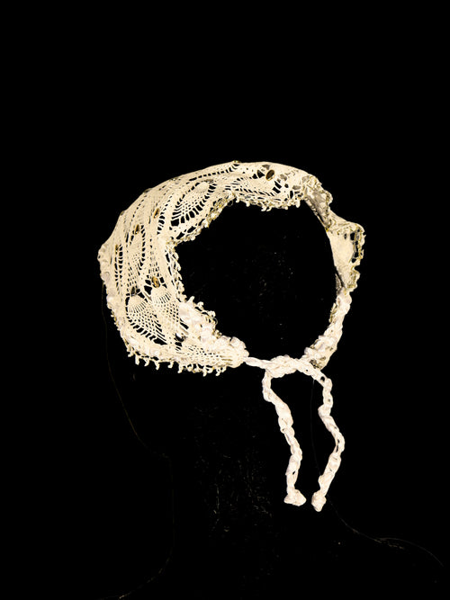 Golden Shimmer – Vintage Baklava Slice Lace Head / Shoulder / Collar Accessory