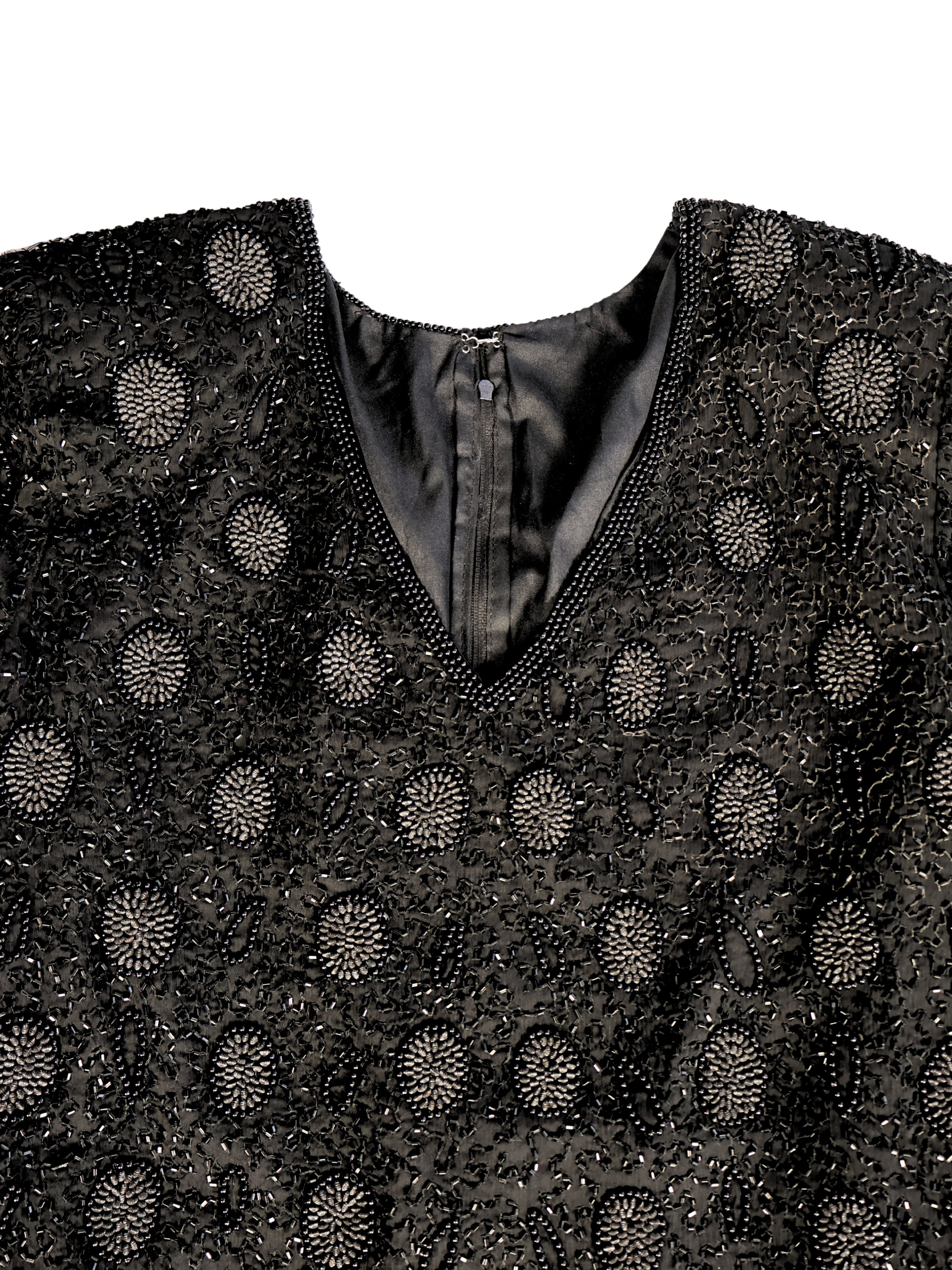 Gecenin İzleri – Siyah Üzeri İnci Formlu Taşlı Bluz