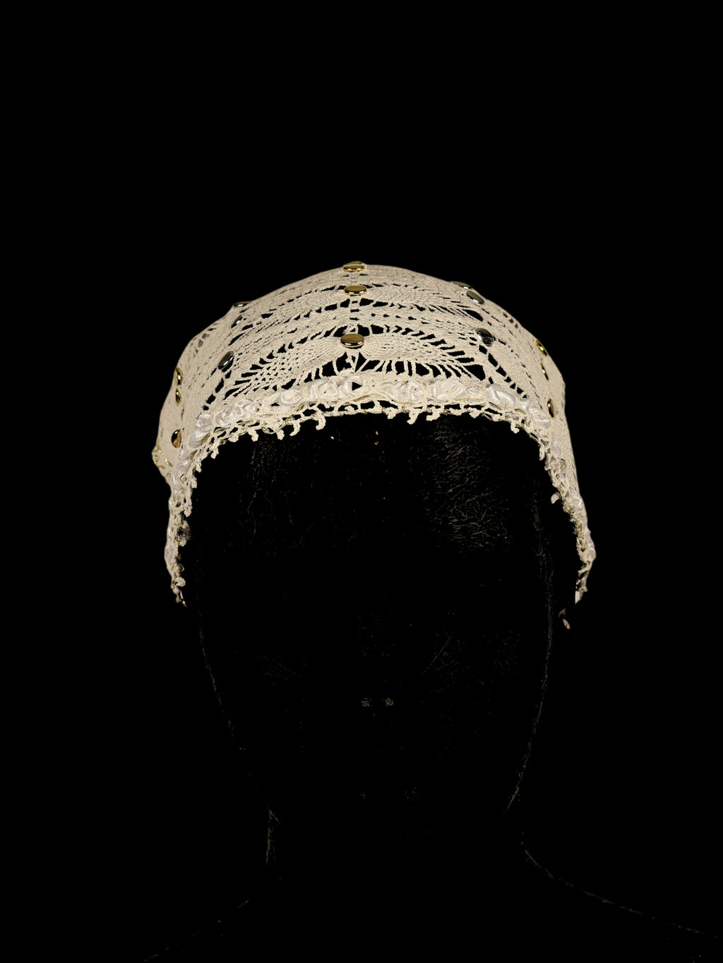 Golden Shimmer – Vintage Baklava Slice Lace Head / Shoulder / Collar Accessory