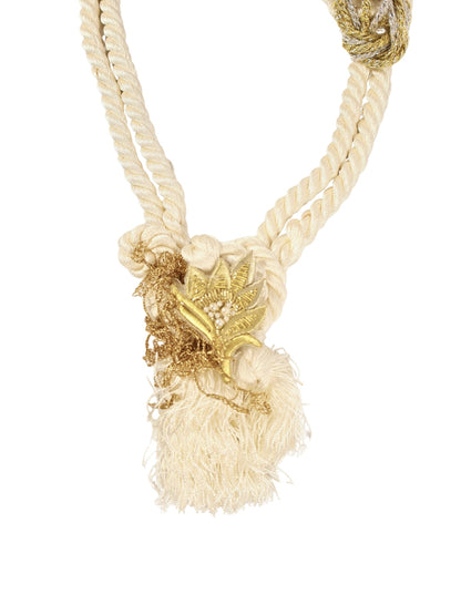 Pearl Knot – Brooch with Gold Embroidery and Necklace with Needle Lace Detail