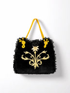 Nisa – El İşlemeli Kadife Çiçekli Gece Çantası