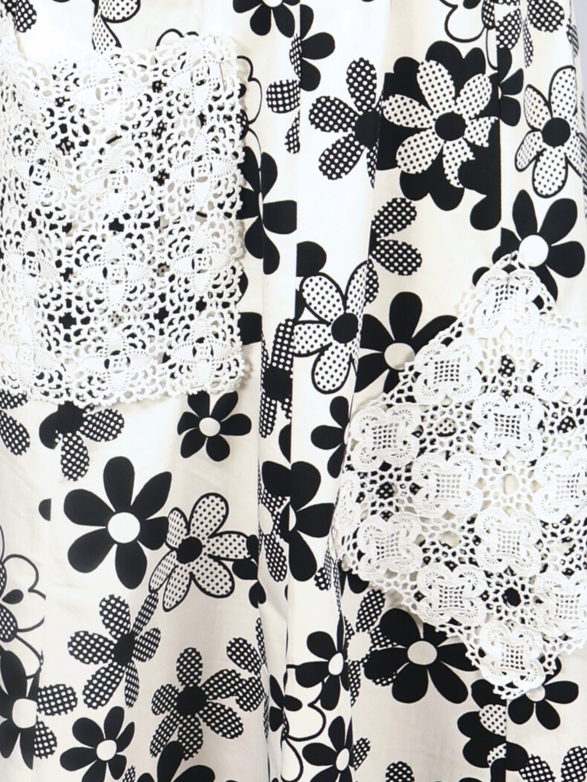 Duru – Poplin Skirt with Lace Pocket Detail