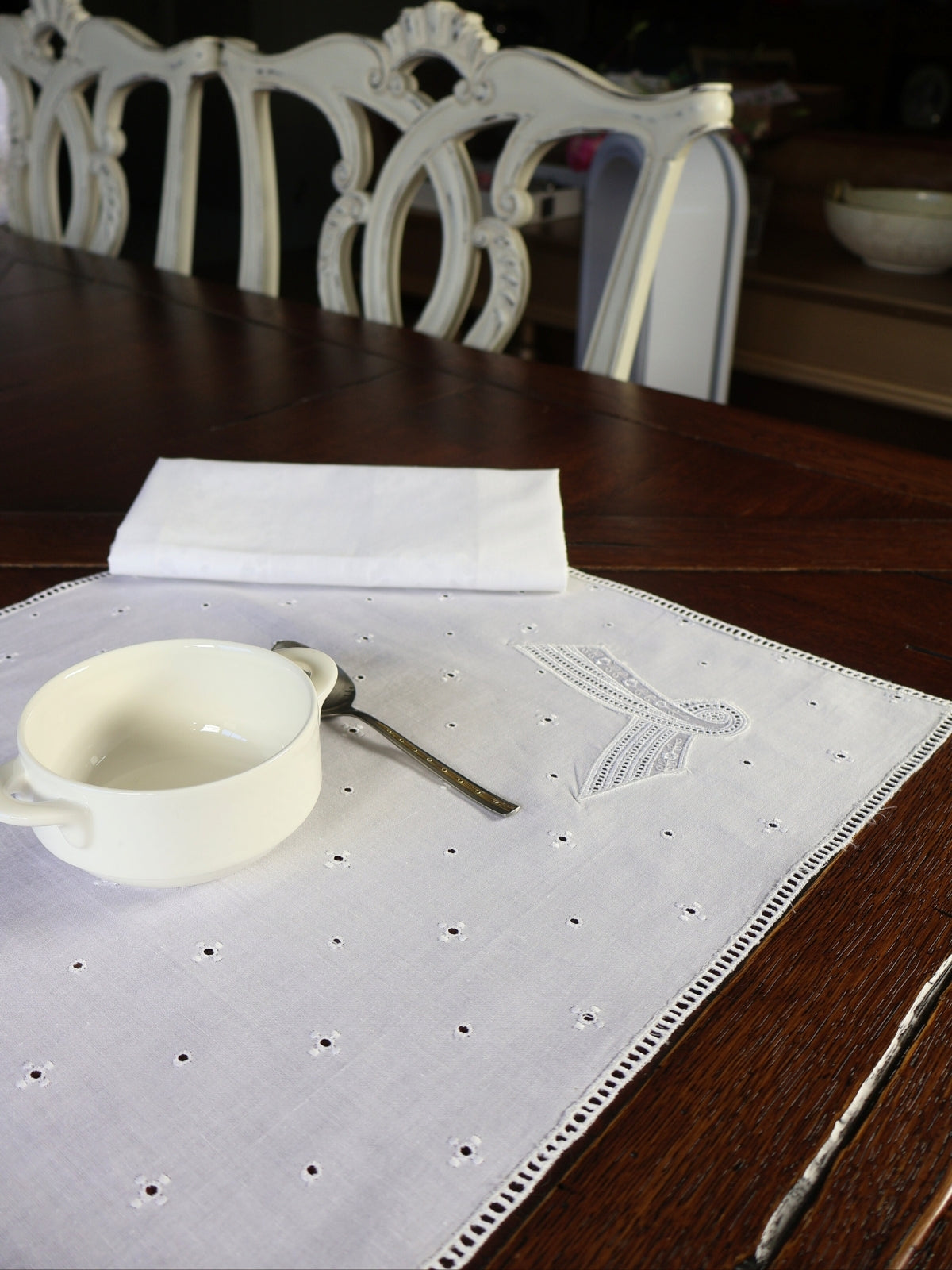 İthal Fisto Kumaştan Ciğerdeldi Beyaz Amerikan Servis Takımı