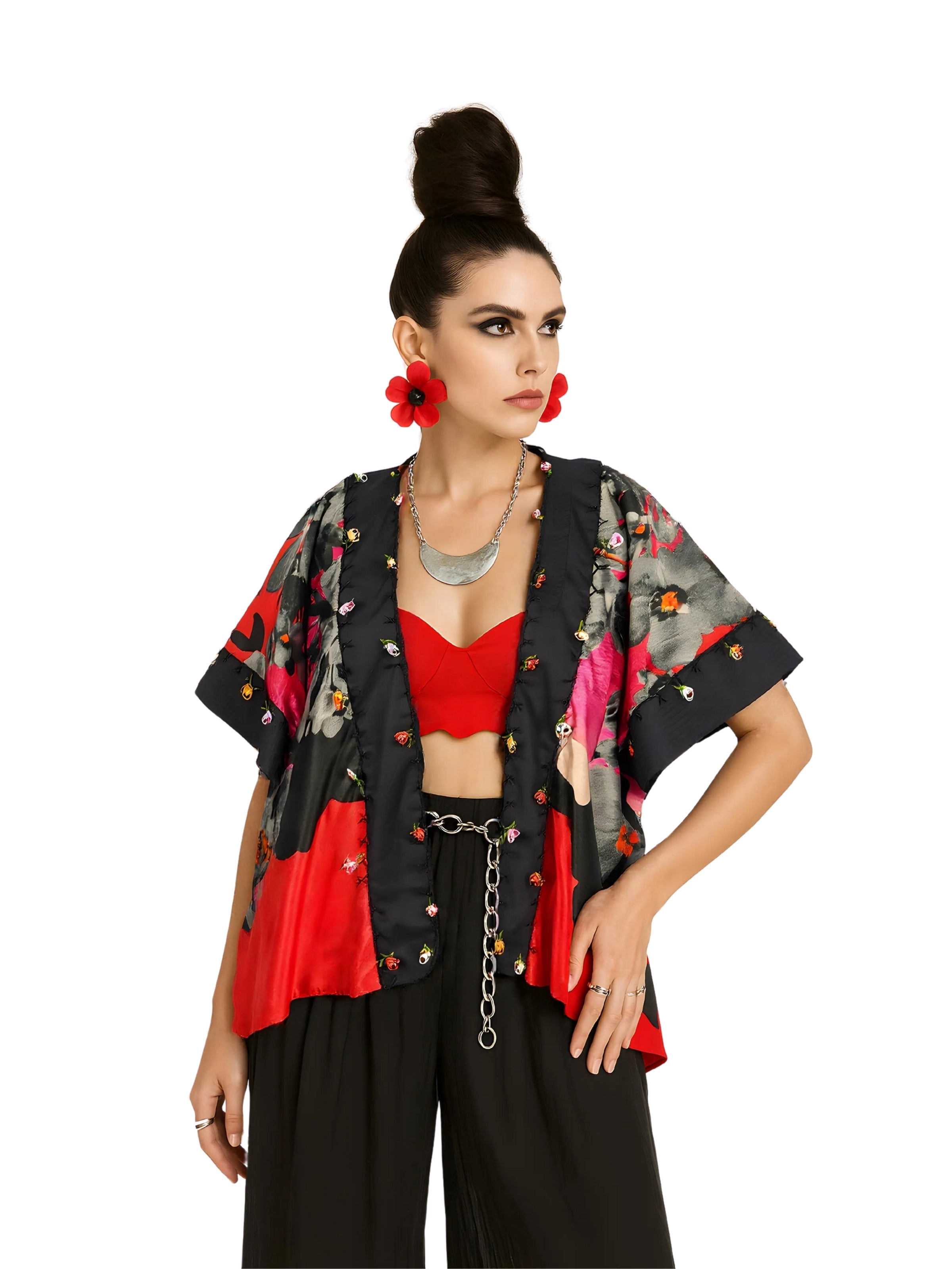 Şahende – Mekik Oyasıyla Süslenmiş Saten Kimono