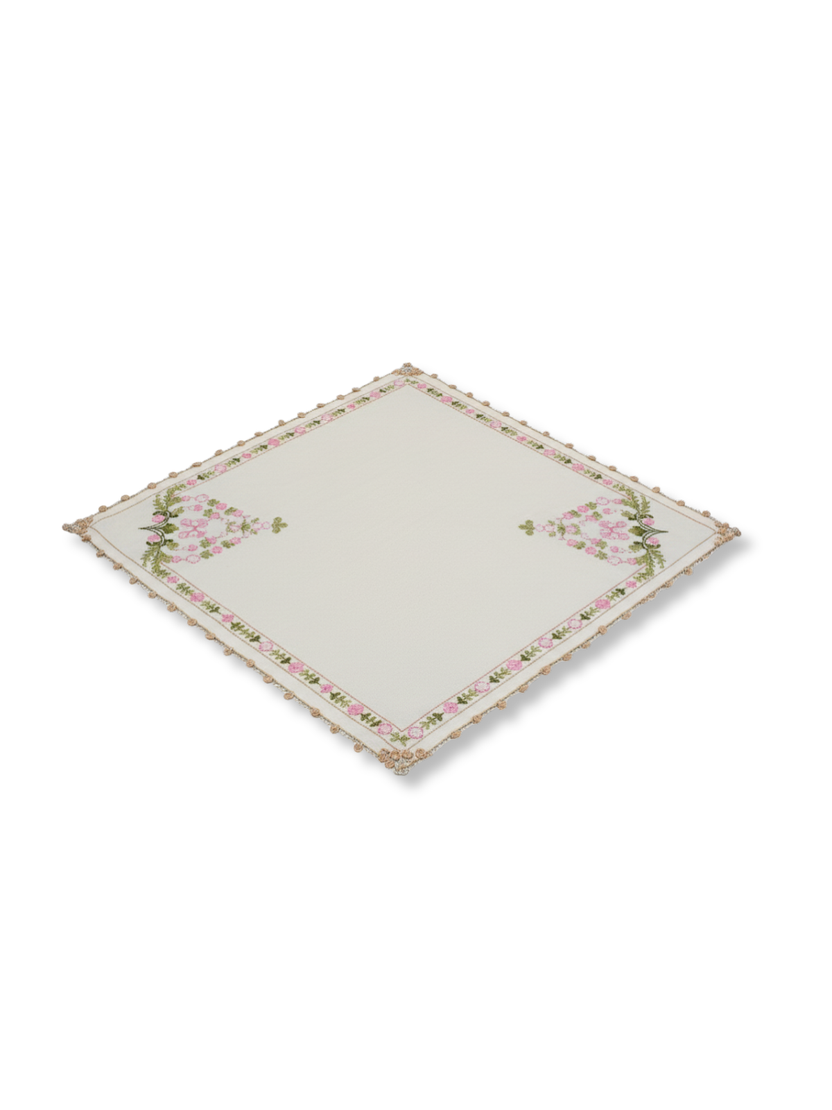 1980'lerde Bilonya İşinin Teknikleriyle Çalışılmış Sandık Örtüsünden Uyarlanan Dekoratif Örtü