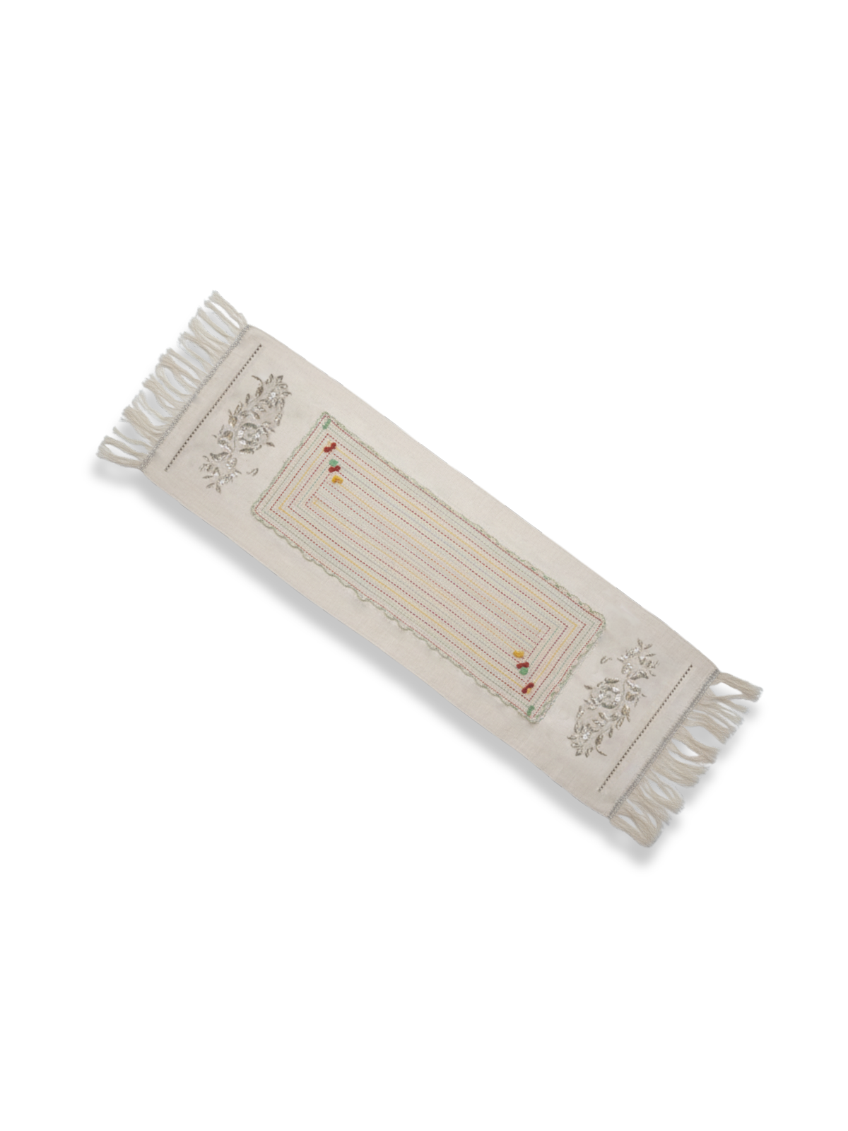 Kullanılmadan Muhafaza Edilmiş İki Özel Sandık Eserinden Uyarlanan Dekoratif Örtü