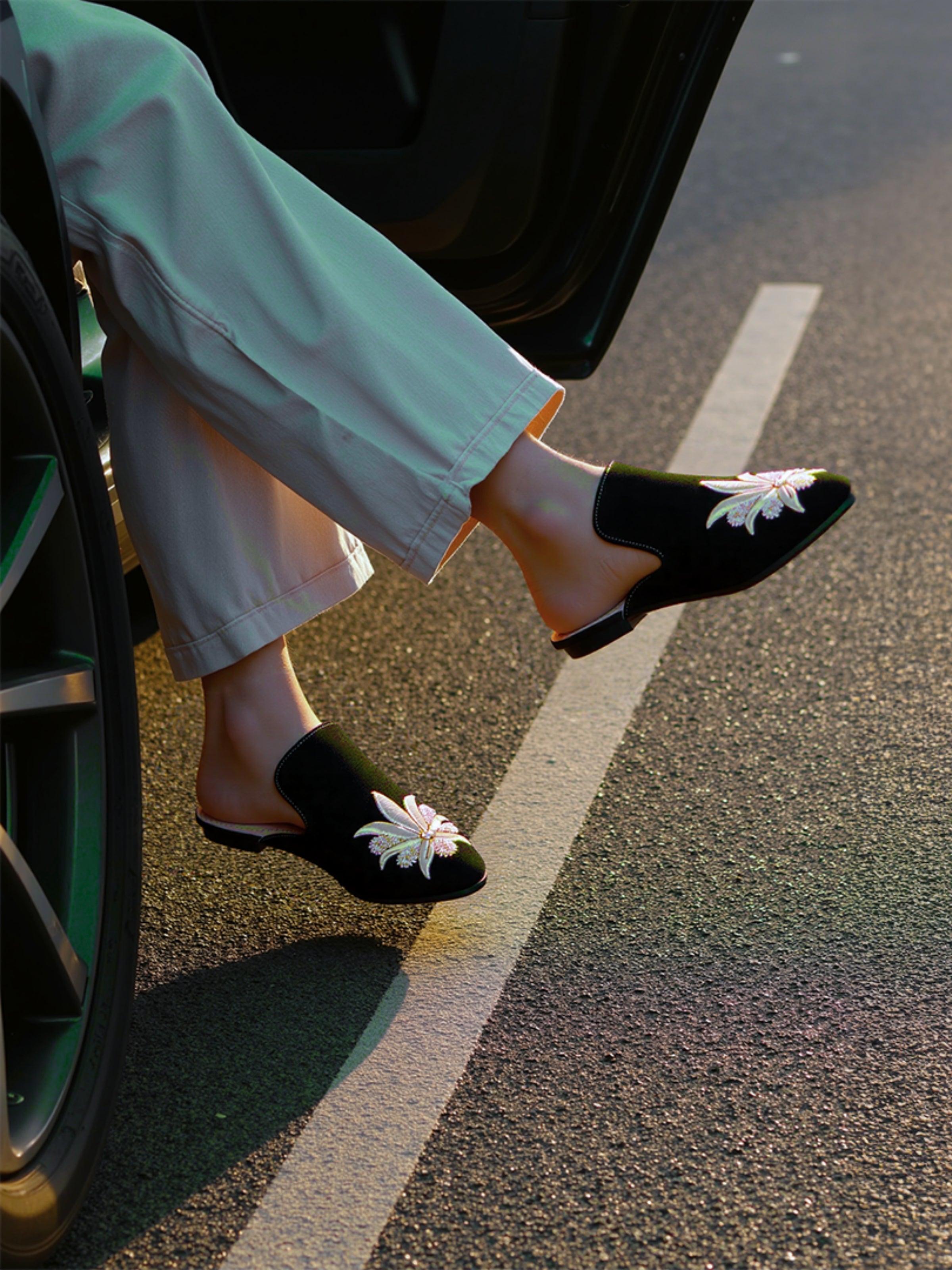 Palm – Velvet Slippers