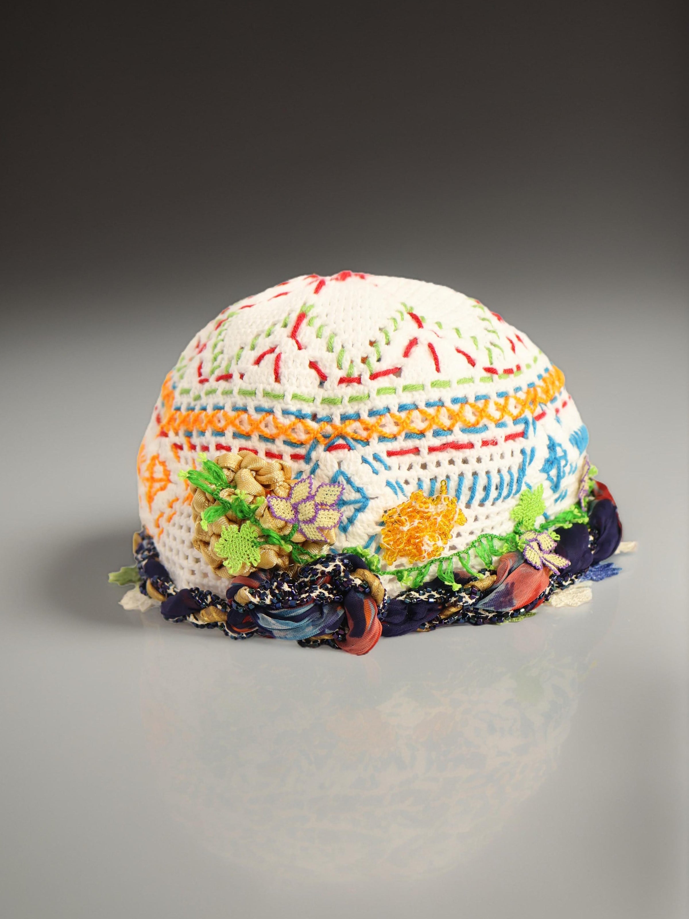 Zeliha – Colorful Embroidered Knitted Hat