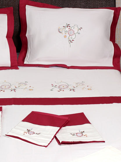 Ecru Burgundy Embroidered 5-Pillow Double Duvet Cover Set