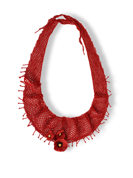 Delicate – Beaded Textured Red Necklace