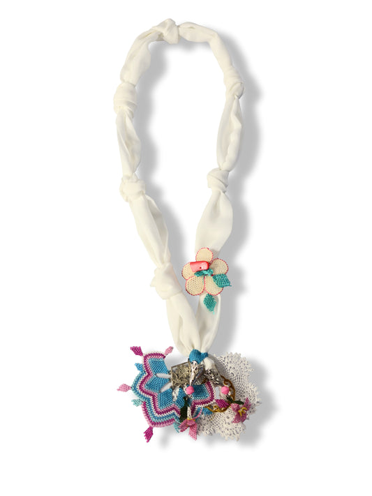 Nilay – Knotted Cotton and Cheerful Flower Necklace