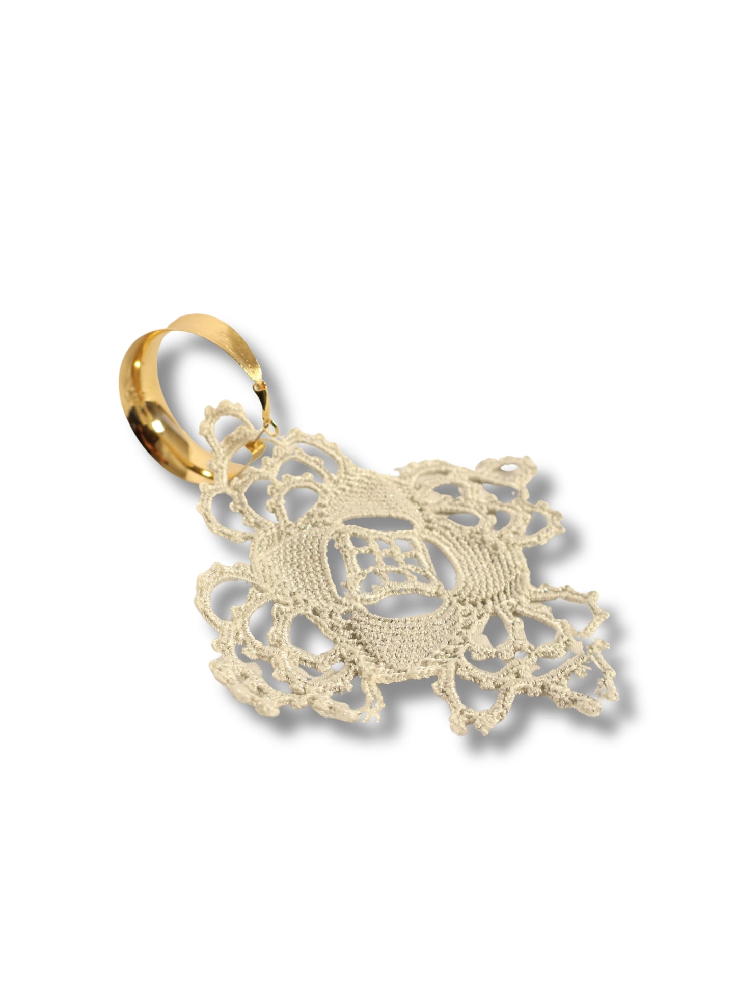 Sena – Gümüş Sim Tığ İşi & Gold Halka Küpe