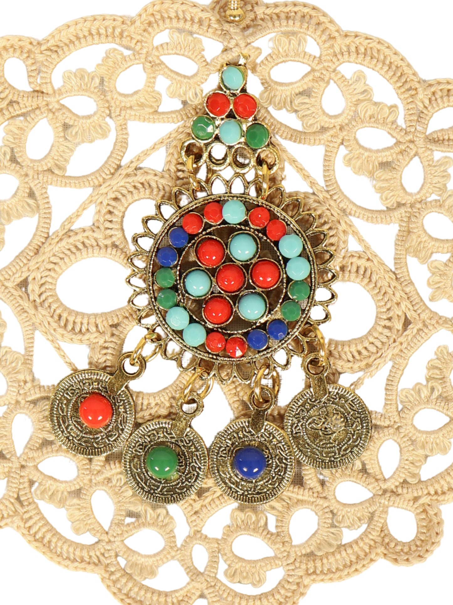 Elif – Renkli Taşlı Ekru Tığ İşi Küpe