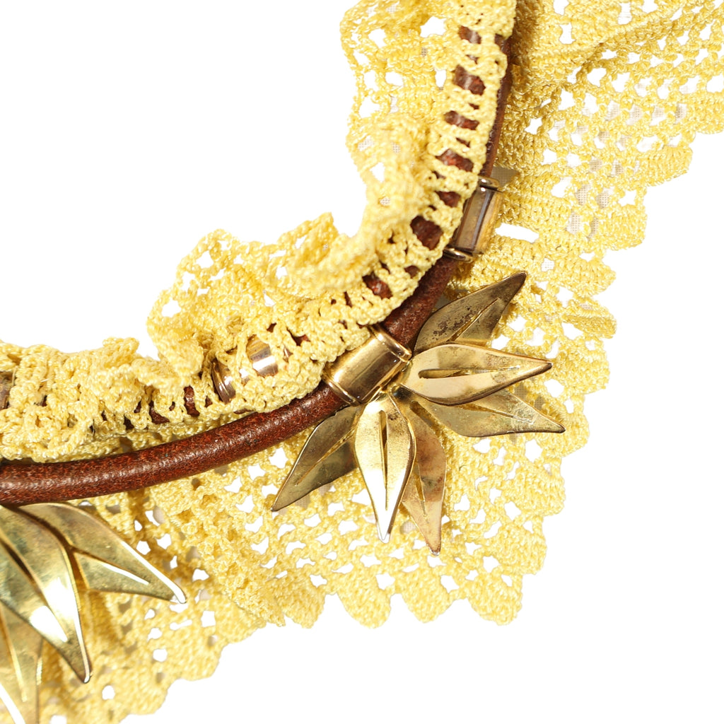 Saman İz – Handmade Necklace with Rice and Leather Floral Motif
