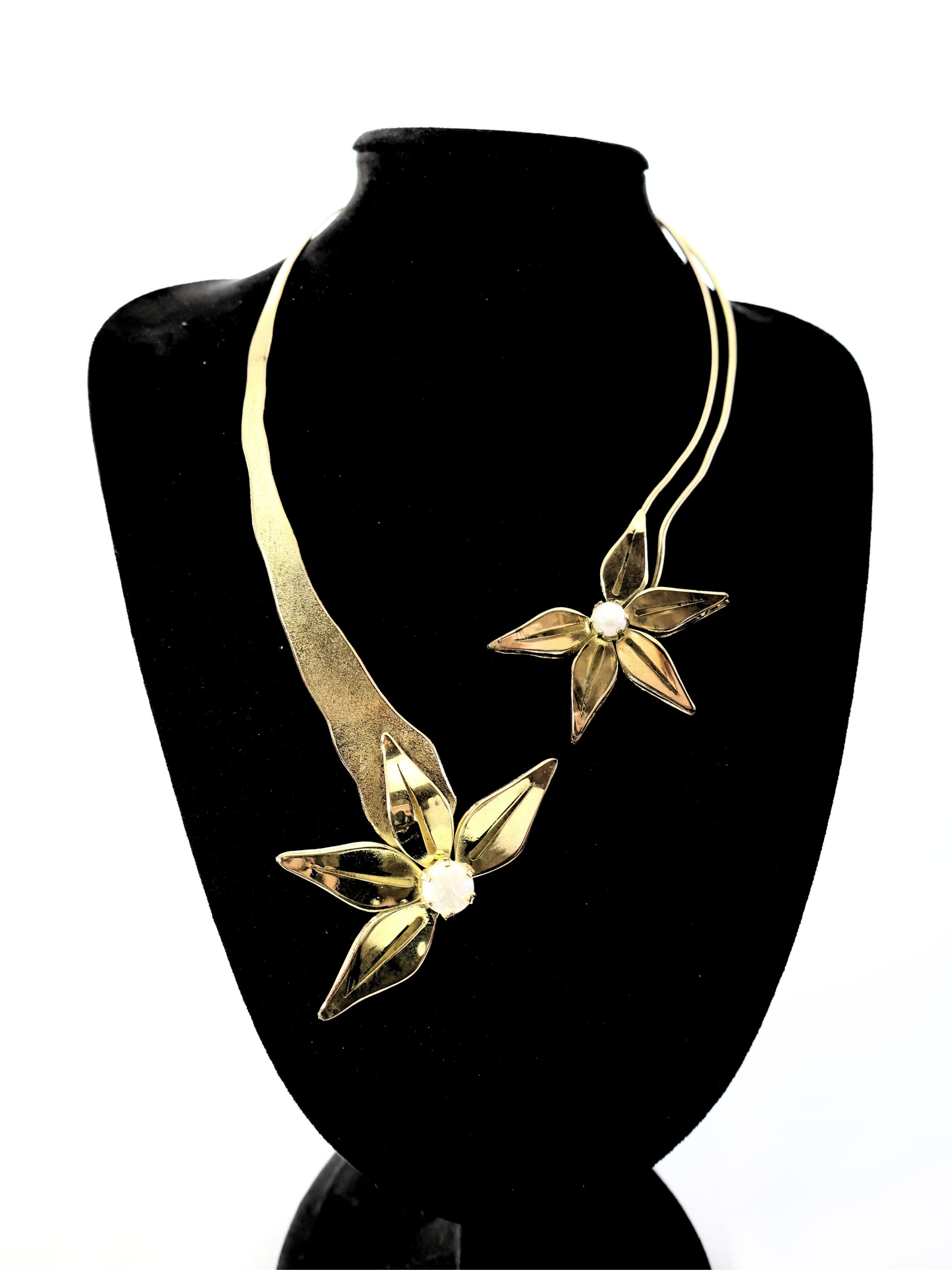 Dual Flower – Brass and Pearl Necklace