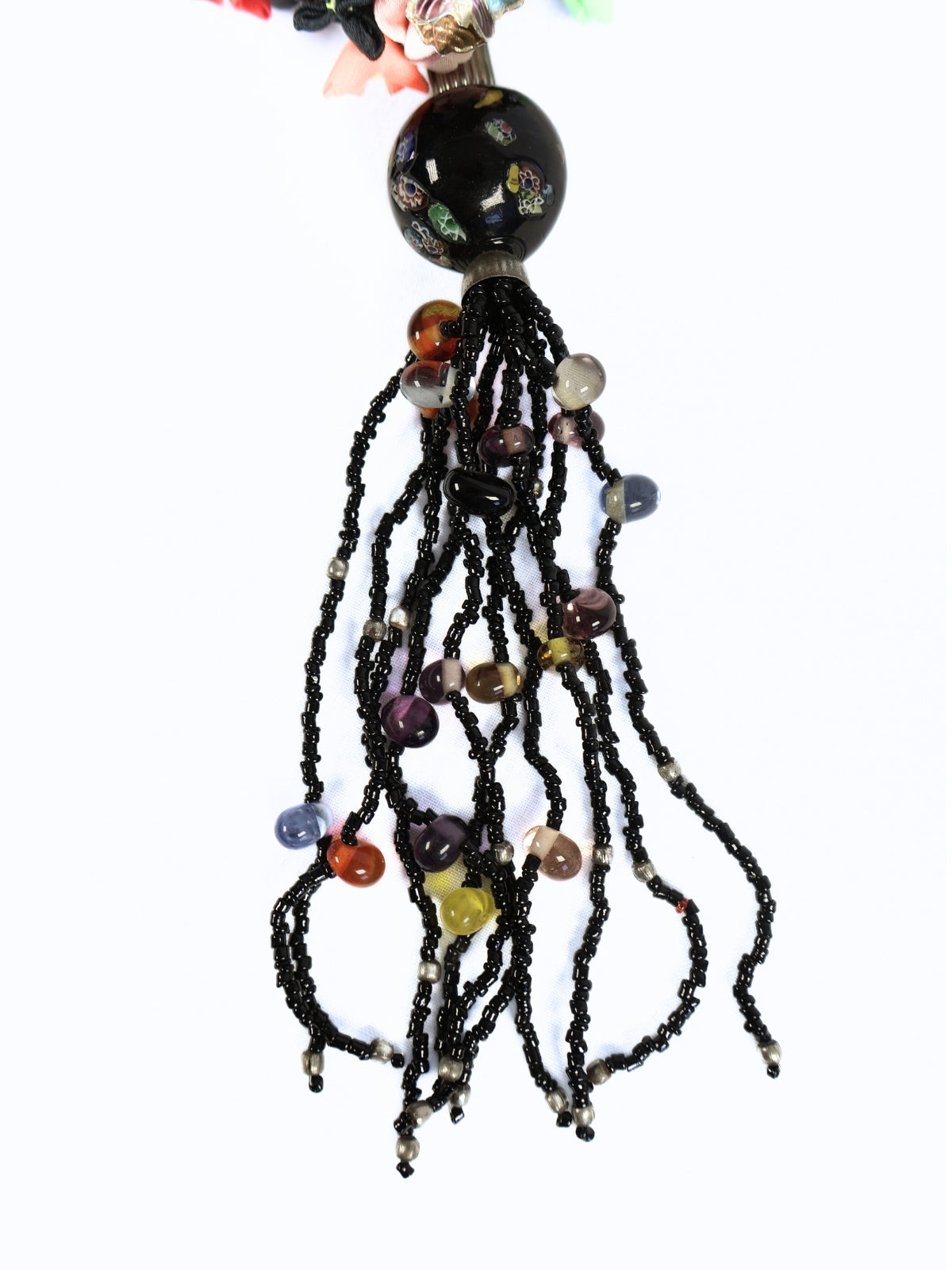 Black Sparkle – Ribbon Necklace with Cut Beads and Stone Details