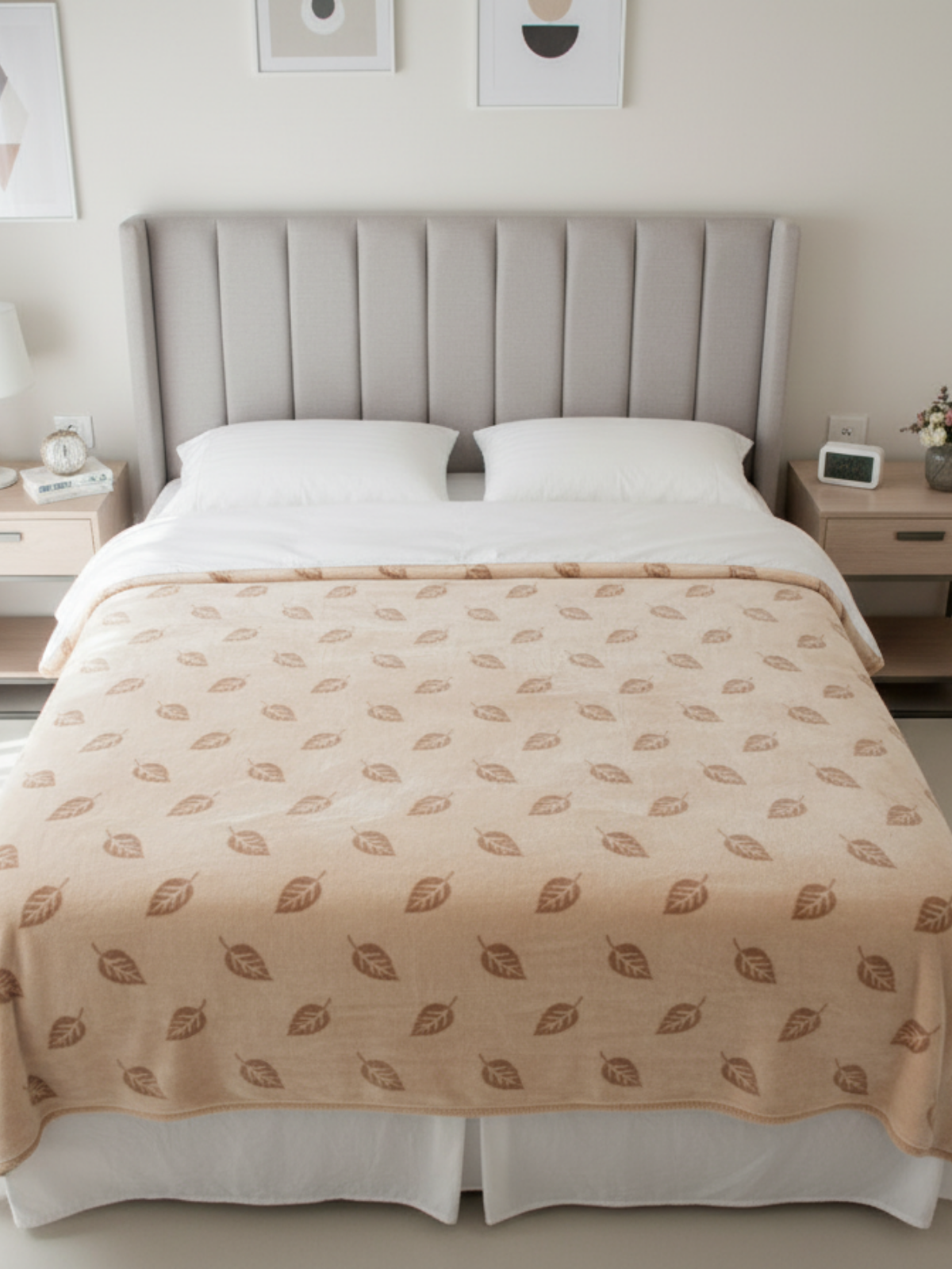 Bej Zarafet – Çift Taraflı Yüksek Kalite Battaniye