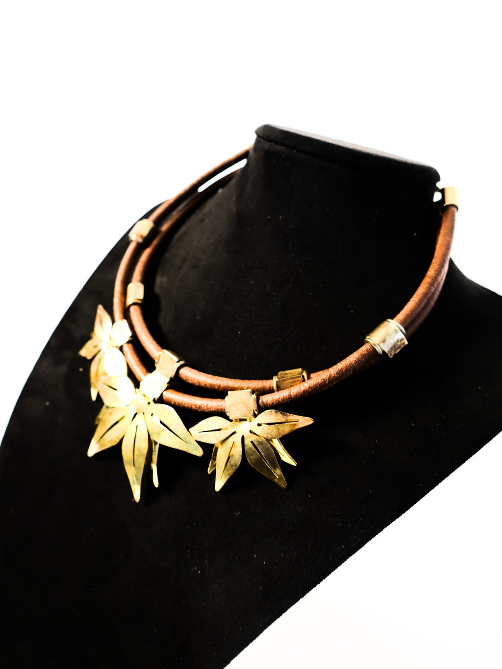 Earth – Leather Short Necklace