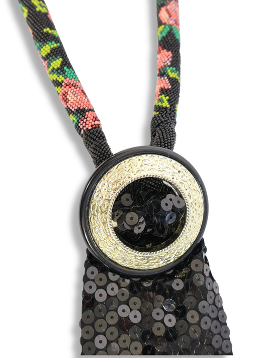 Beste – Tie Cut Black Icon Necklace