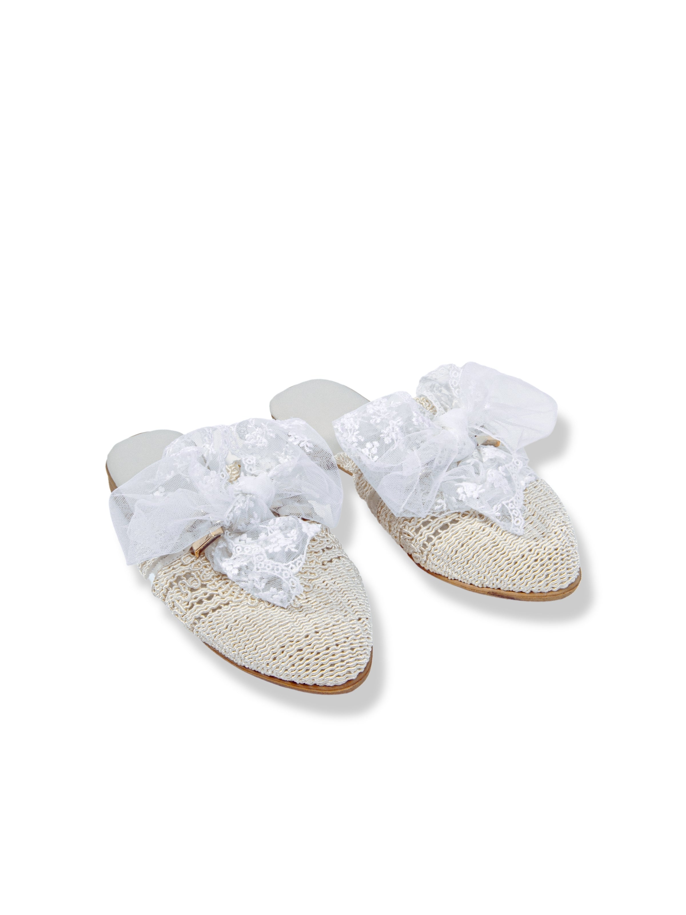 İnciçiceği – Dantel Kurdeleli Rafia Terlik