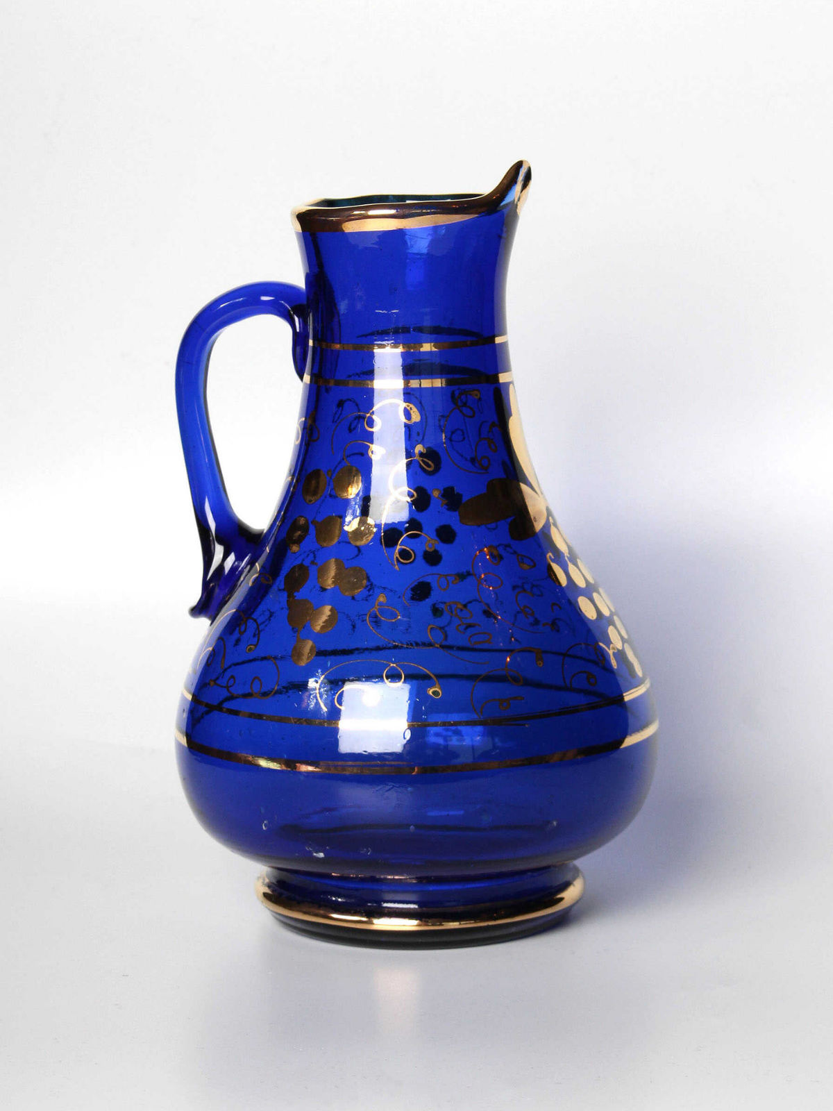 Işığın Dansı – El Yapımı Cam Vazo