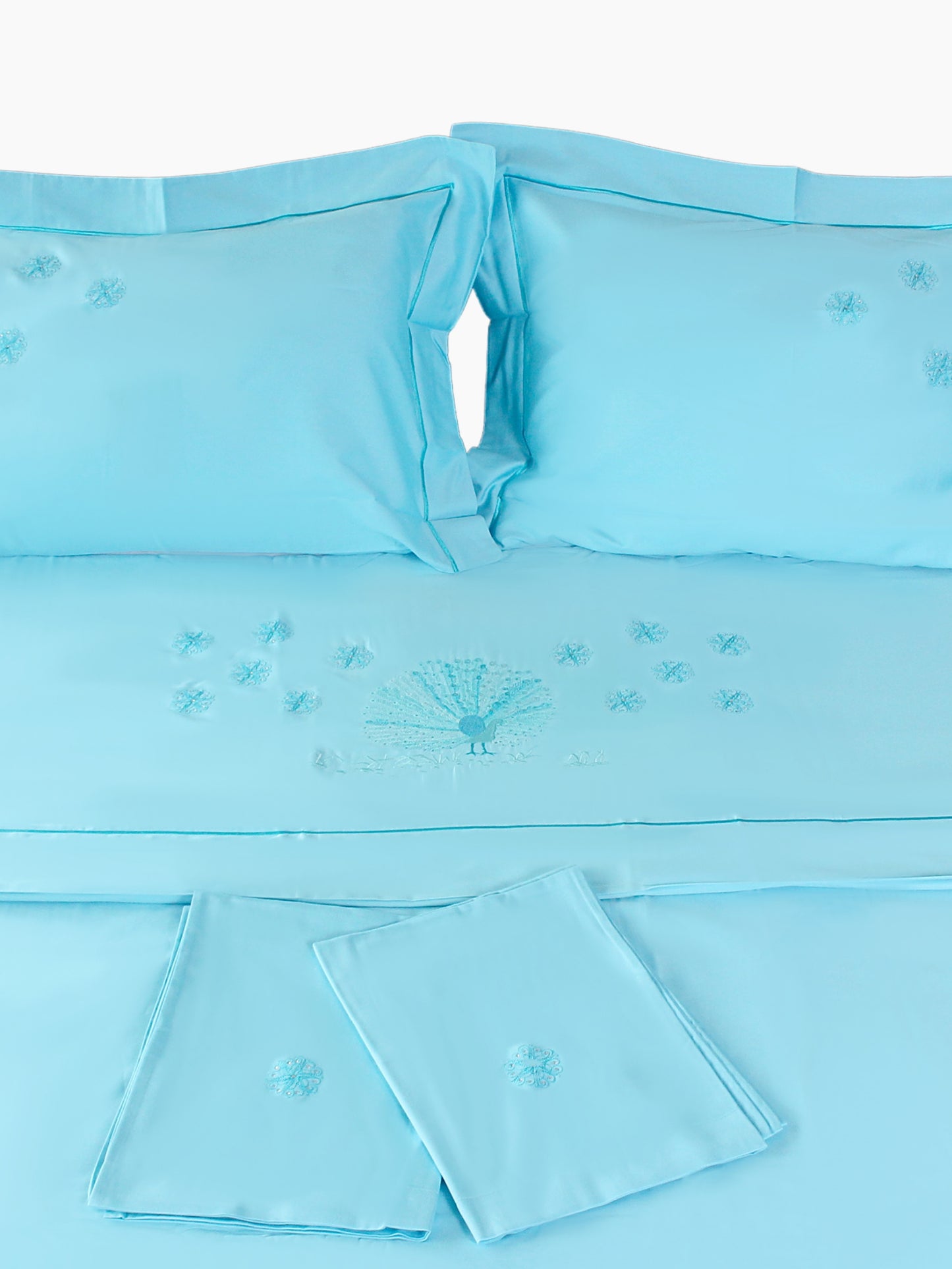 Maviş – Nakışlı Pamuklu Saten Nevresim Takımı