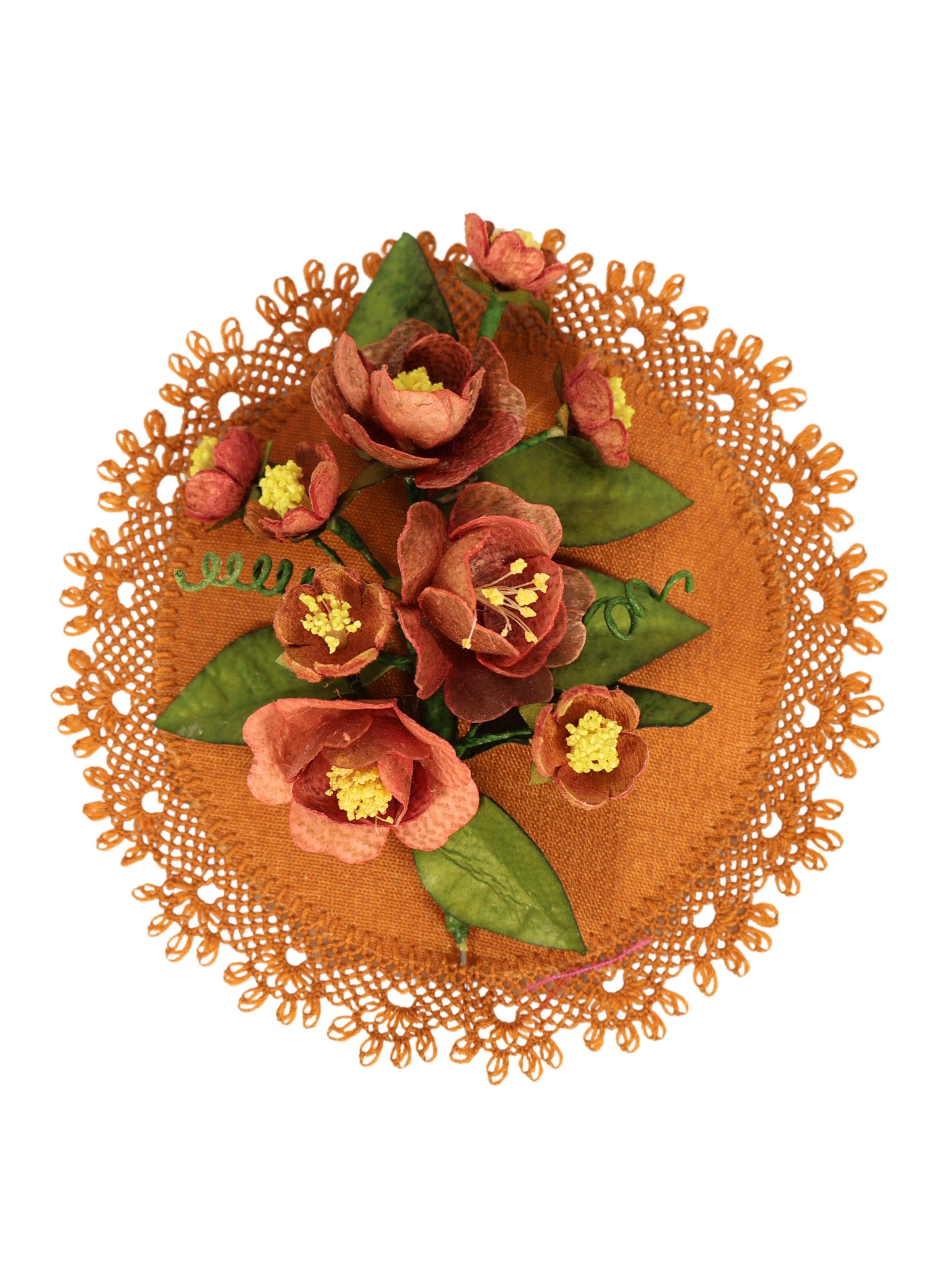 Narin Buket – İpek Dokuma ve Davul Derisi Çiçekli Dekoratif Aksesuar, Broş