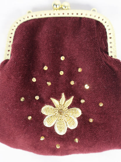 Vişne Işıltısı – Sim Sırma ve Payet İşlemeli Kadife Cüzdan