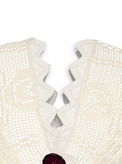 Lina – Fiyonk Detaylı Güpür Crop Bluz