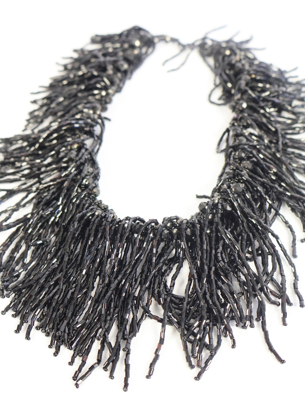 Night Glow – Black Cut Beaded Pendulum Necklace Design