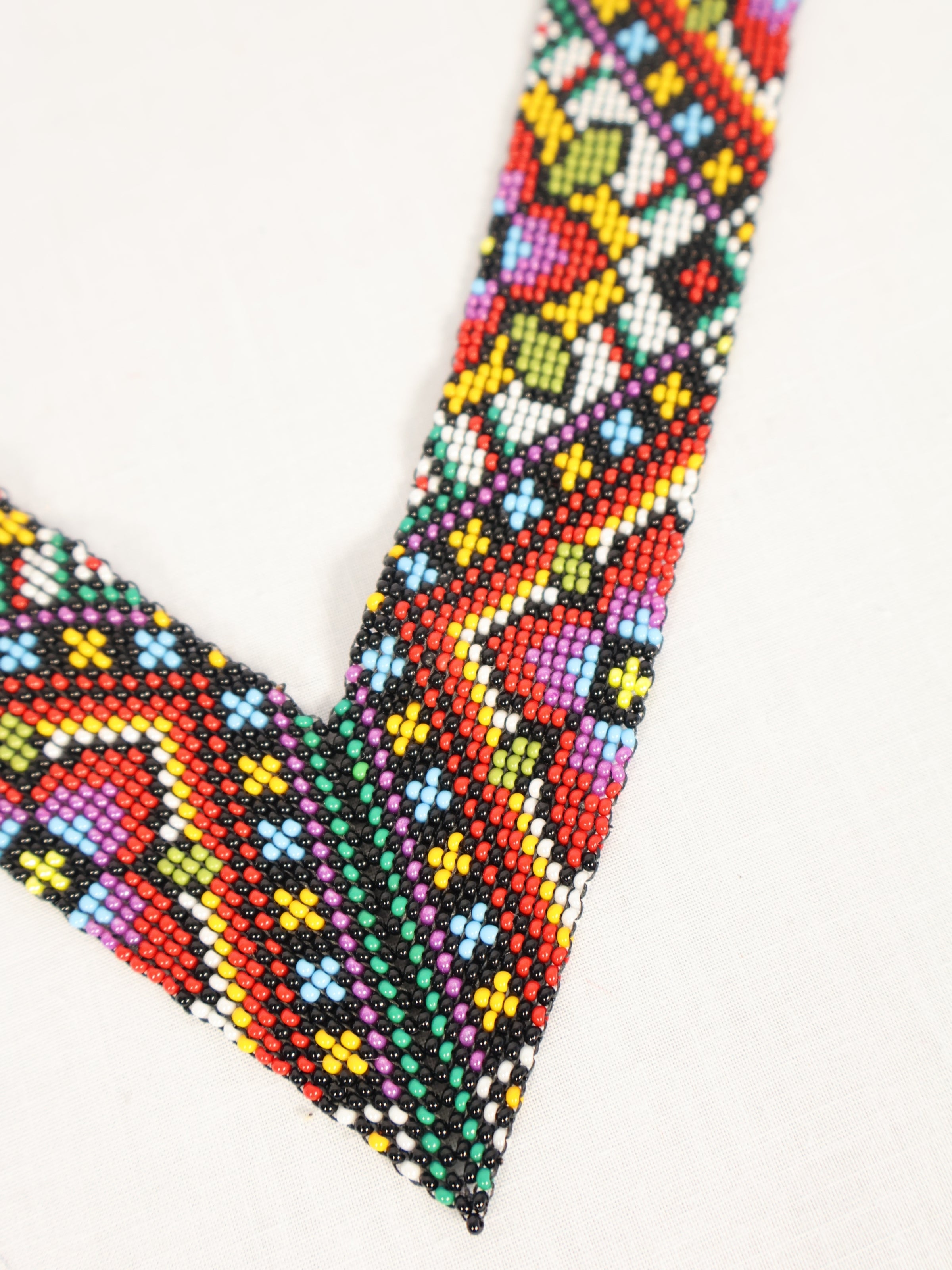 Mirza – Geometric Rhythm and Cultural Calligraphy Necklace