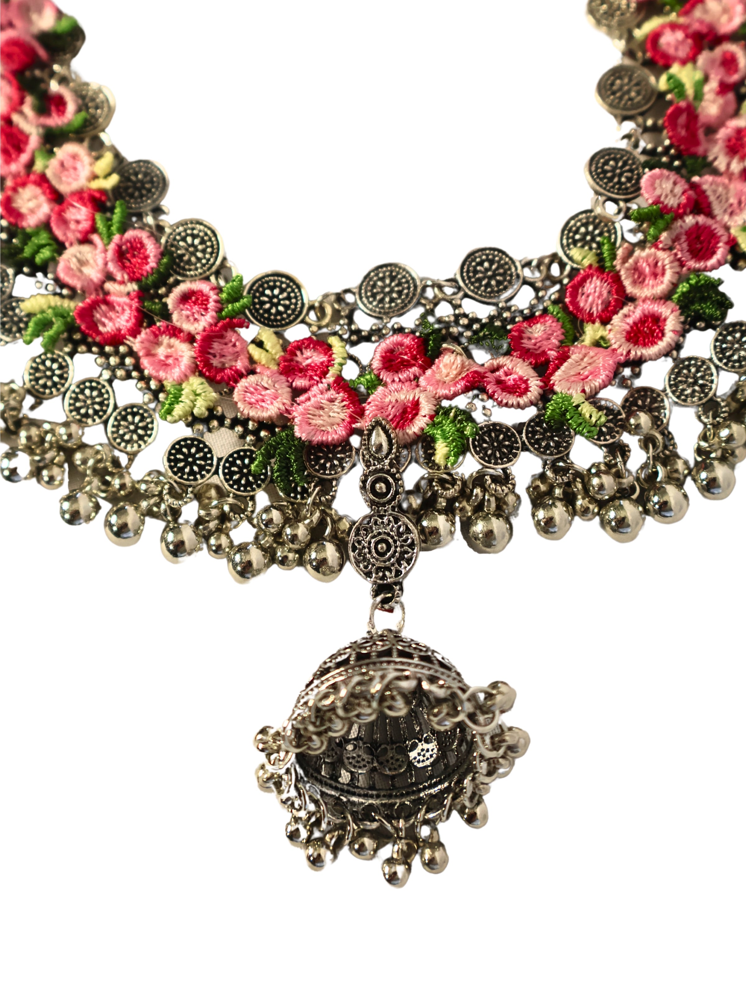 İlay – Çiçek Zinciri ve Gölge Işıltısı Kolyesi