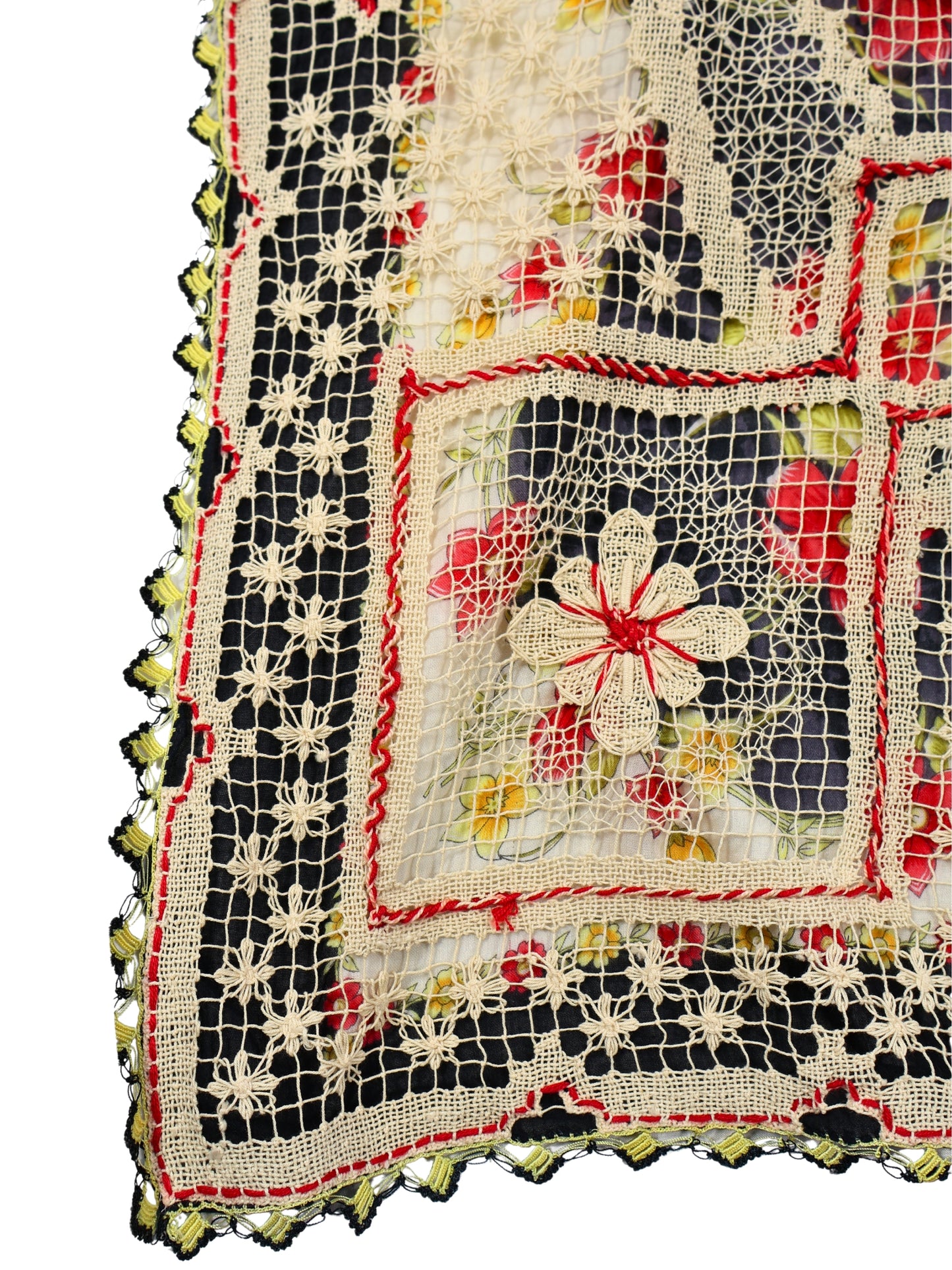 Renkli İz – 1990’lardan Uyarlama Dantelli Antika Yazma Örtü