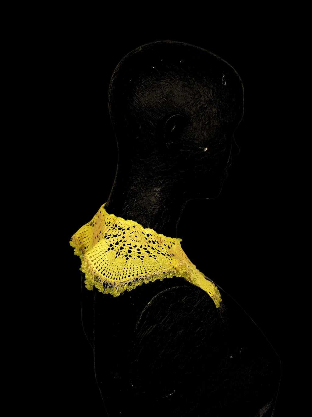 Zerdeçal Nostaljisi – 1964 Boncuklu Oya Detaylı El Yapımı Yaka