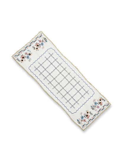 Altın Nakış – 1940’lardan Uyarlama Bürümcük Keten Örtü Seti